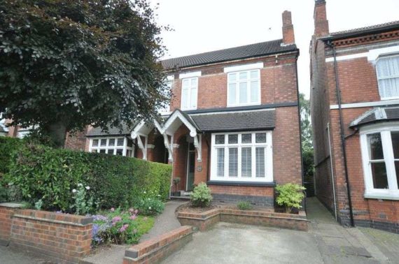 4 Bedroom Semi-Detac...